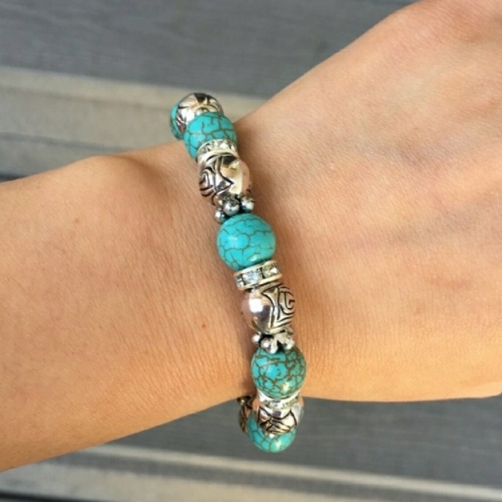 New Stretchy Turquoise & Dark Silver Tone Bracelet